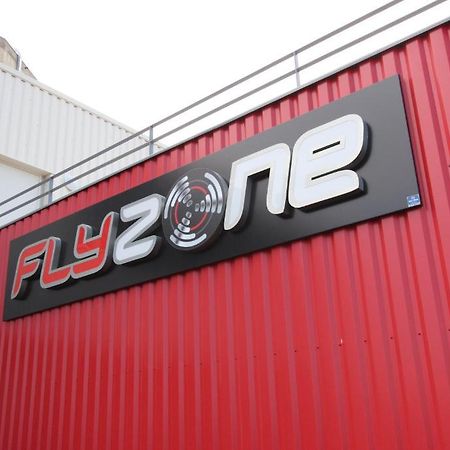 Auberge Flyzone Lezignan-Corbieres Exterior foto