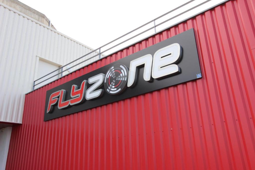Auberge Flyzone Lezignan-Corbieres Exterior foto